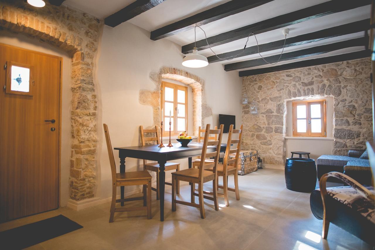 Holiday Home Jela Dobrinj Dış mekan fotoğraf